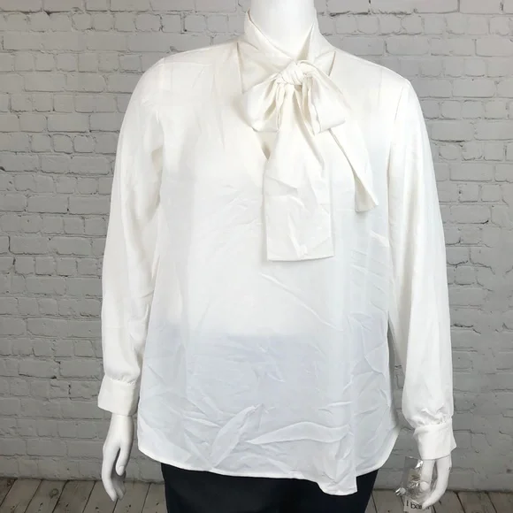 Bar III White Tie Neck Blouse Plus Size 2X - Picture 2 of 7